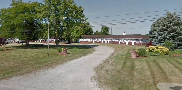 Hub Motel - Street View (newer photo)